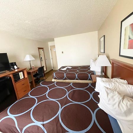 Hotel Super 8 By Wyndham Williston Nd Exterior foto