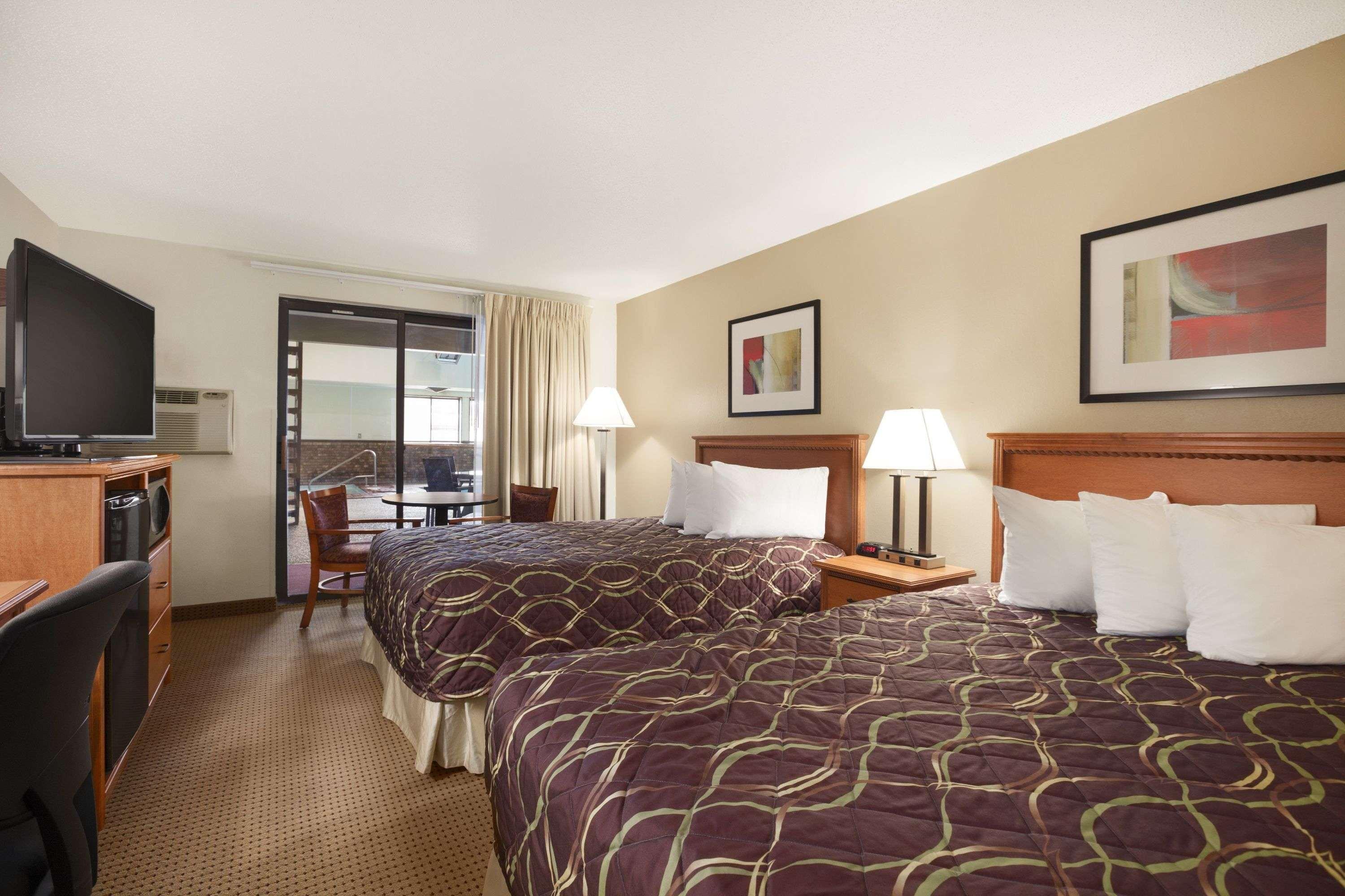 Hotel Super 8 By Wyndham Williston Nd Exterior foto